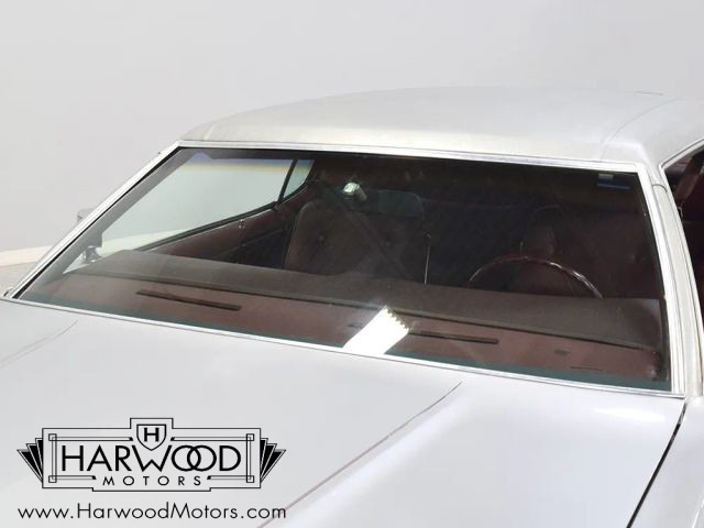 Ford-Thunderbird-1976-Coupe-24