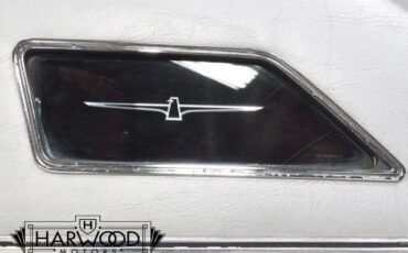 Ford-Thunderbird-1976-Coupe-26