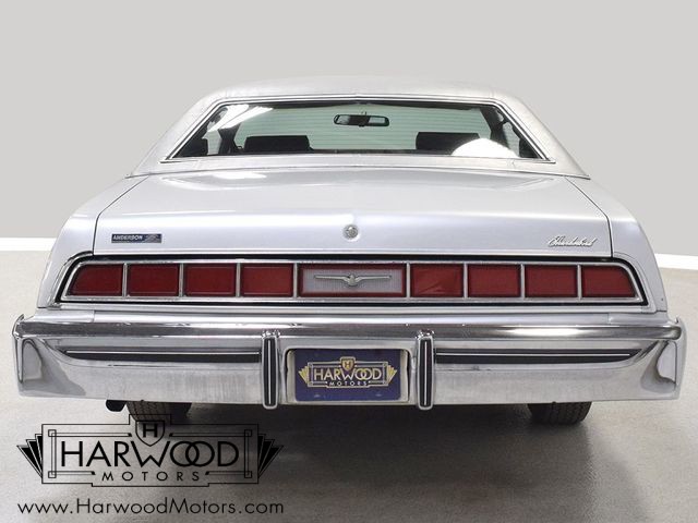 Ford-Thunderbird-1976-Coupe-4