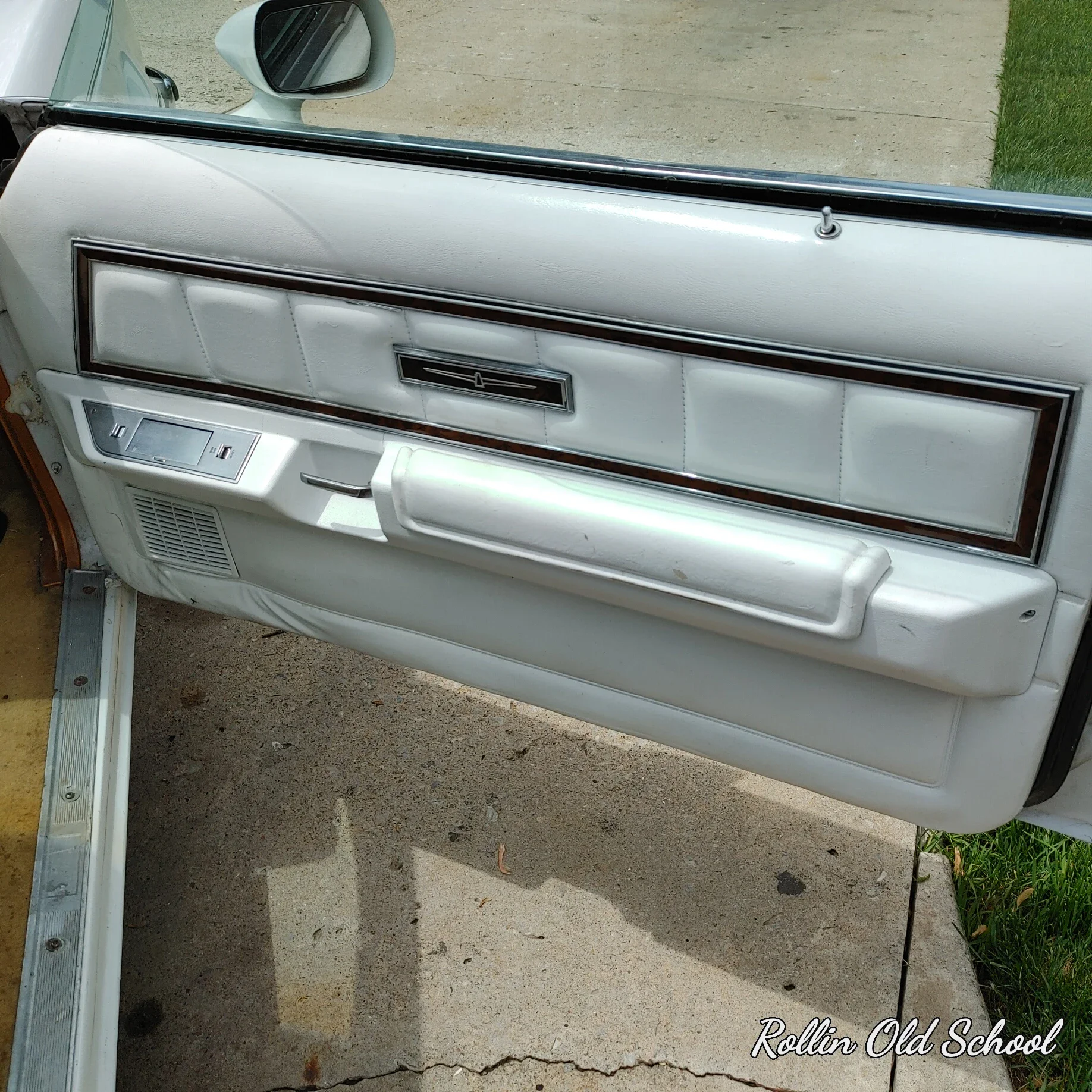 Ford-Thunderbird-1978-White-Orange-4