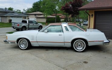 Ford-Thunderbird-1978-White-Orange-47