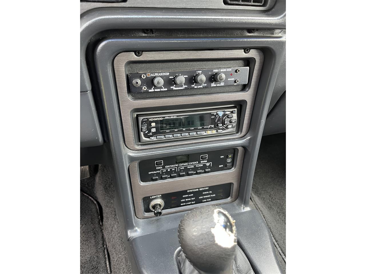 Ford-Thunderbird-1987-Grey-Blue-5