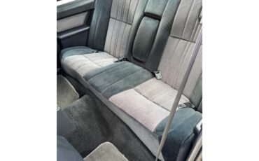 Ford-Thunderbird-1987-Grey-Blue-7