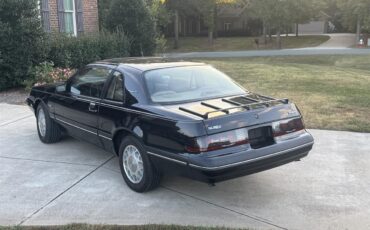 Ford-Thunderbird-1988-Black-Tan-1