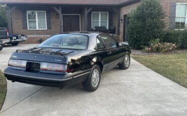 Ford-Thunderbird-1988-Black-Tan