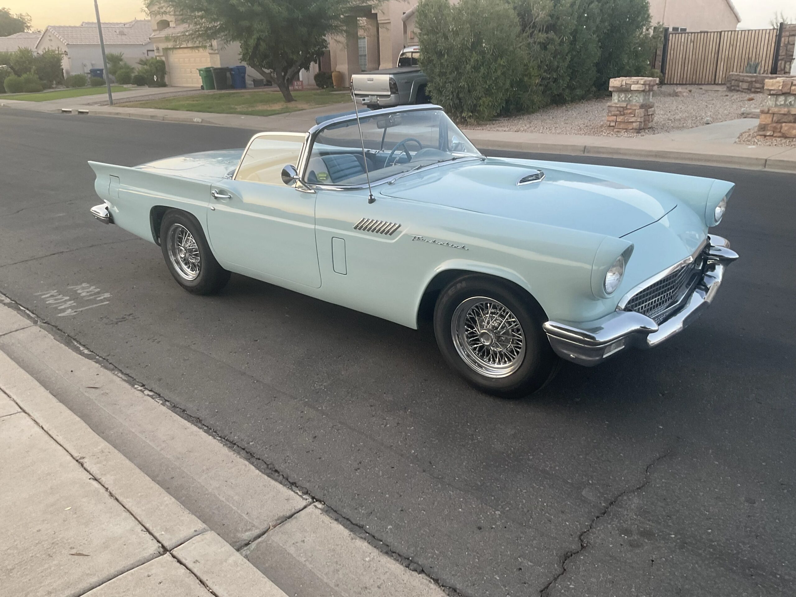 Ford-Thunderbird-lx-1957-Blue-Blue-3