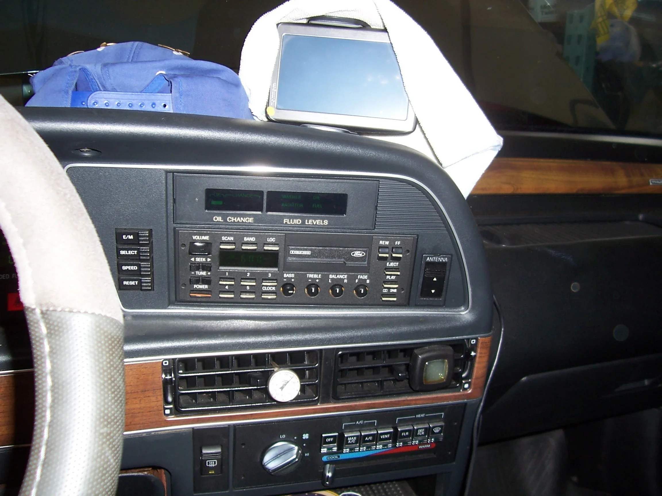 Ford-Thunderbird-lx-1990-Gray-Gray-15