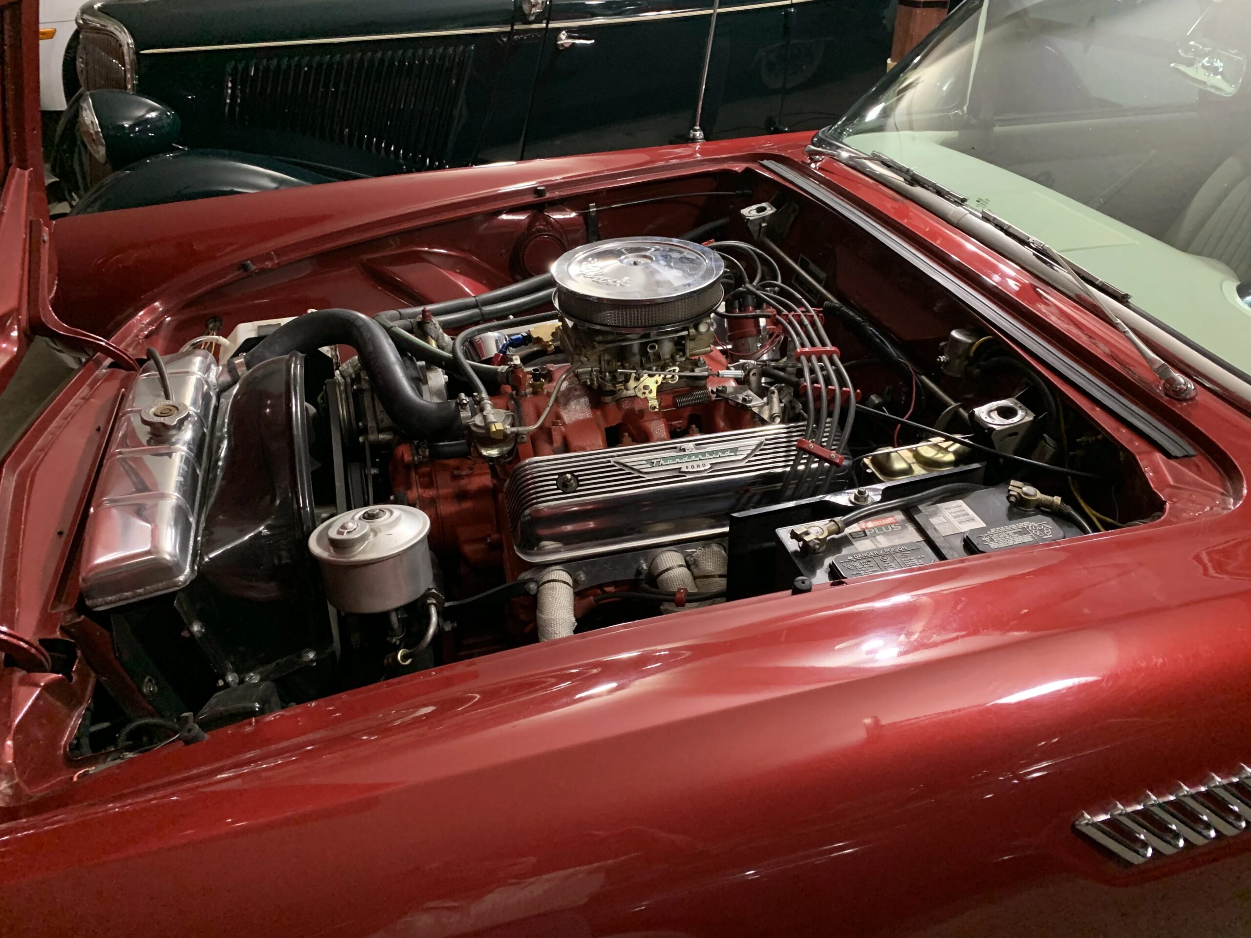 Ford-Thunderbird-sport-1955-Red-Off-White-23