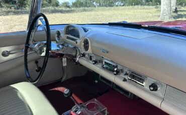 Ford-Thunderbird-sport-1955-Red-Off-White-25