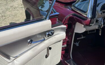 Ford-Thunderbird-sport-1955-Red-Off-White-34