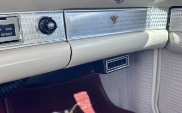 Ford-Thunderbird-sport-1955-Red-Off-White-42