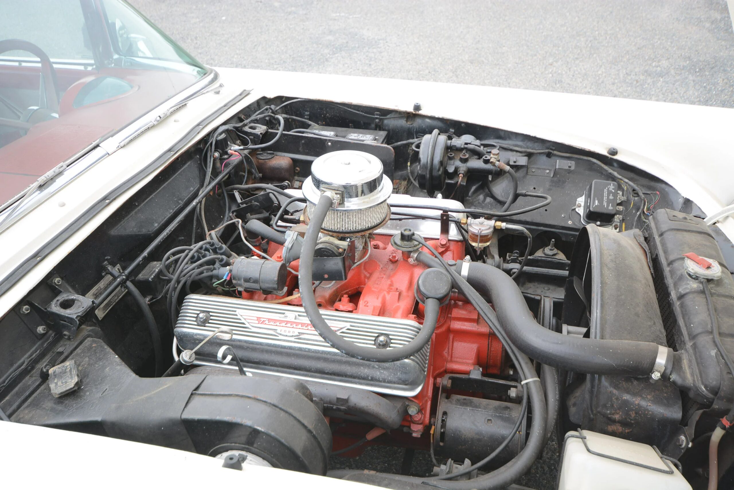 Ford-Thunderbird-sport-1956-White-Red-5