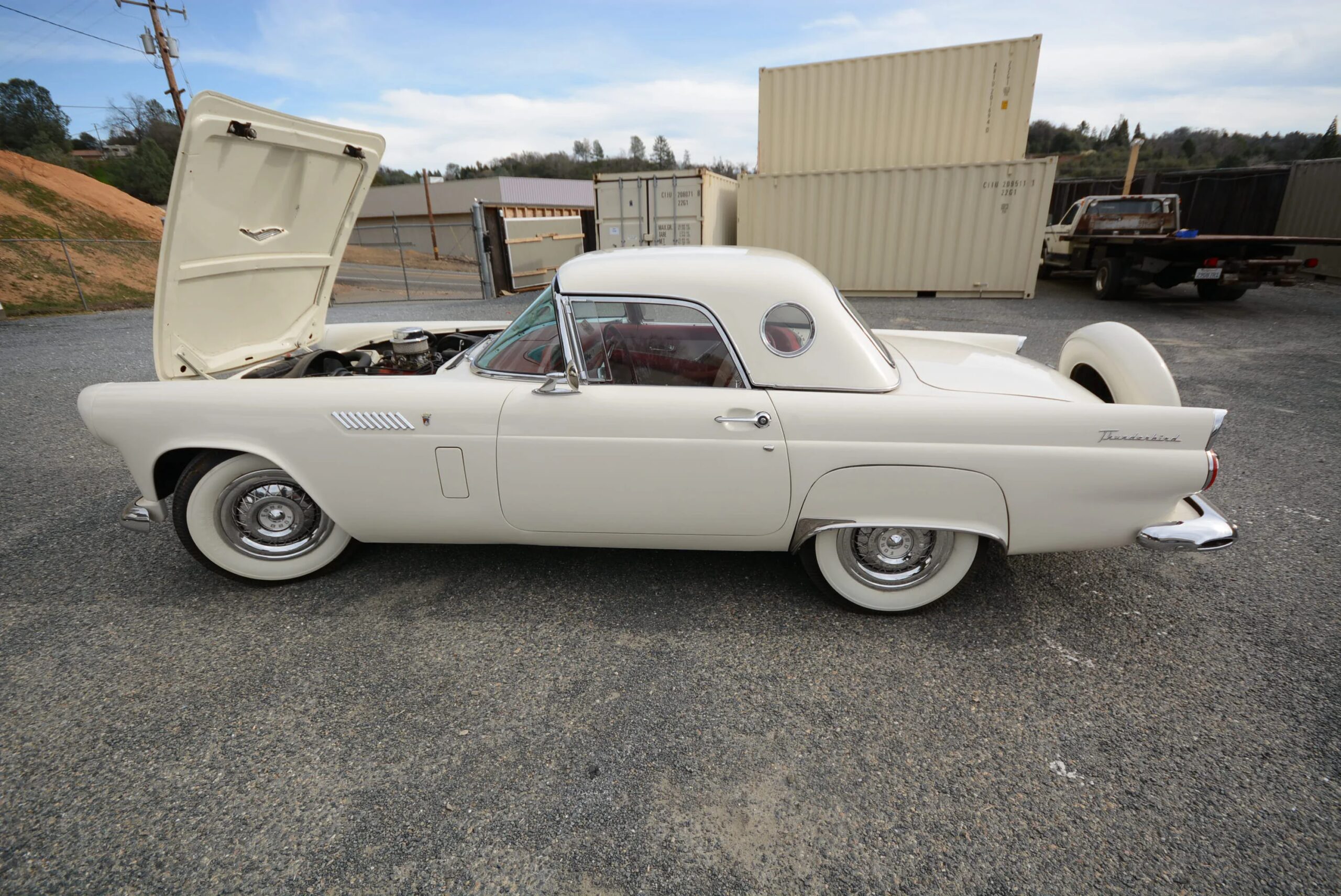 Ford-Thunderbird-sport-1956-White-Red-6