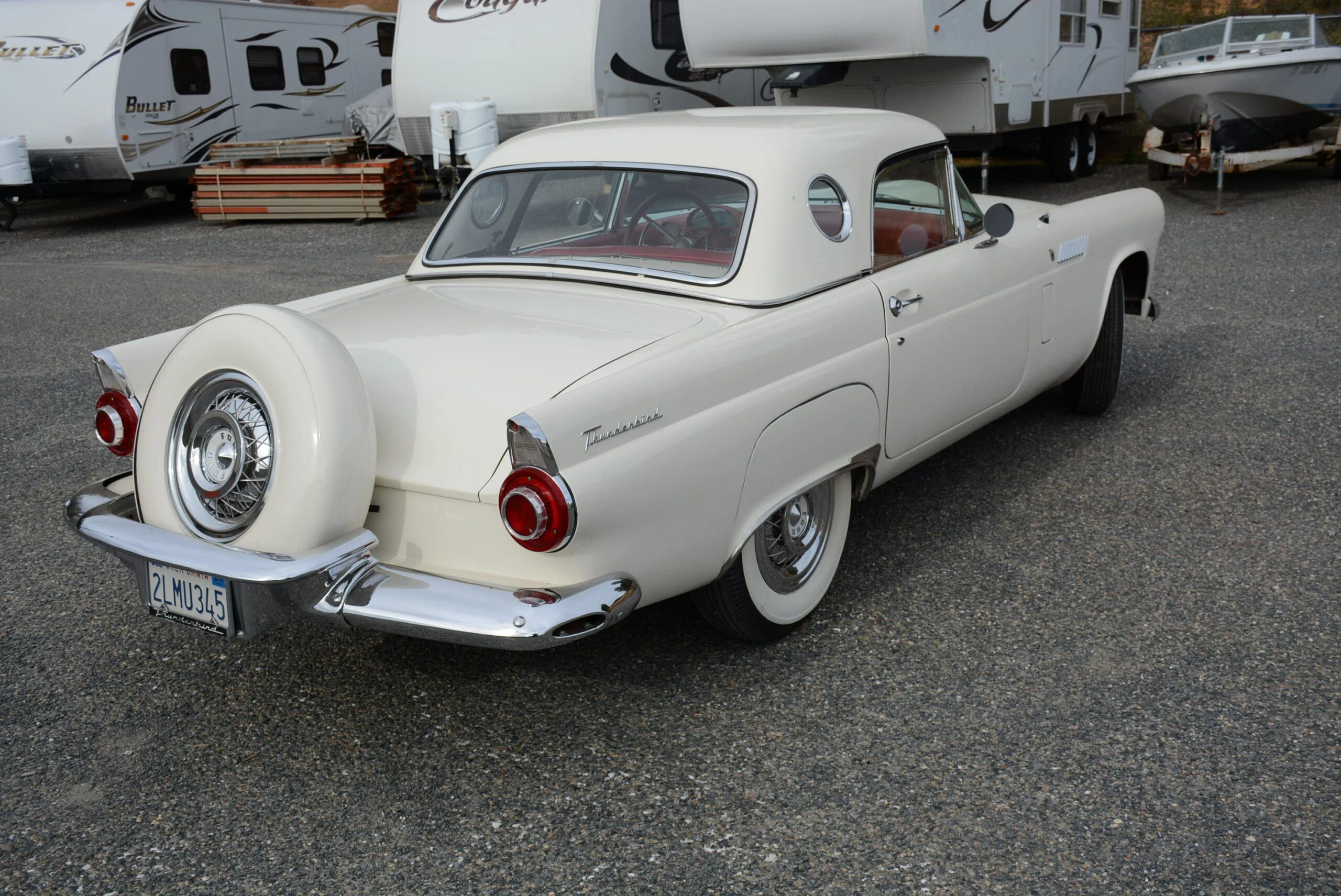 Ford-Thunderbird-sport-1956-White-Red-9