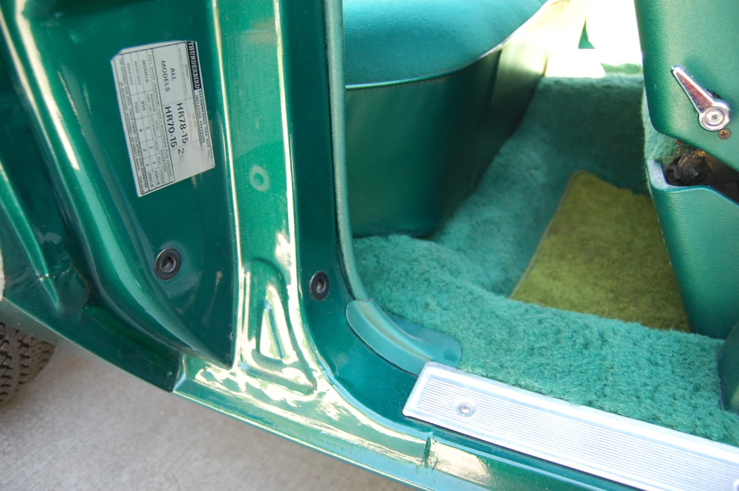 Ford-Thunderbird-sport-1977-Green-Green-31