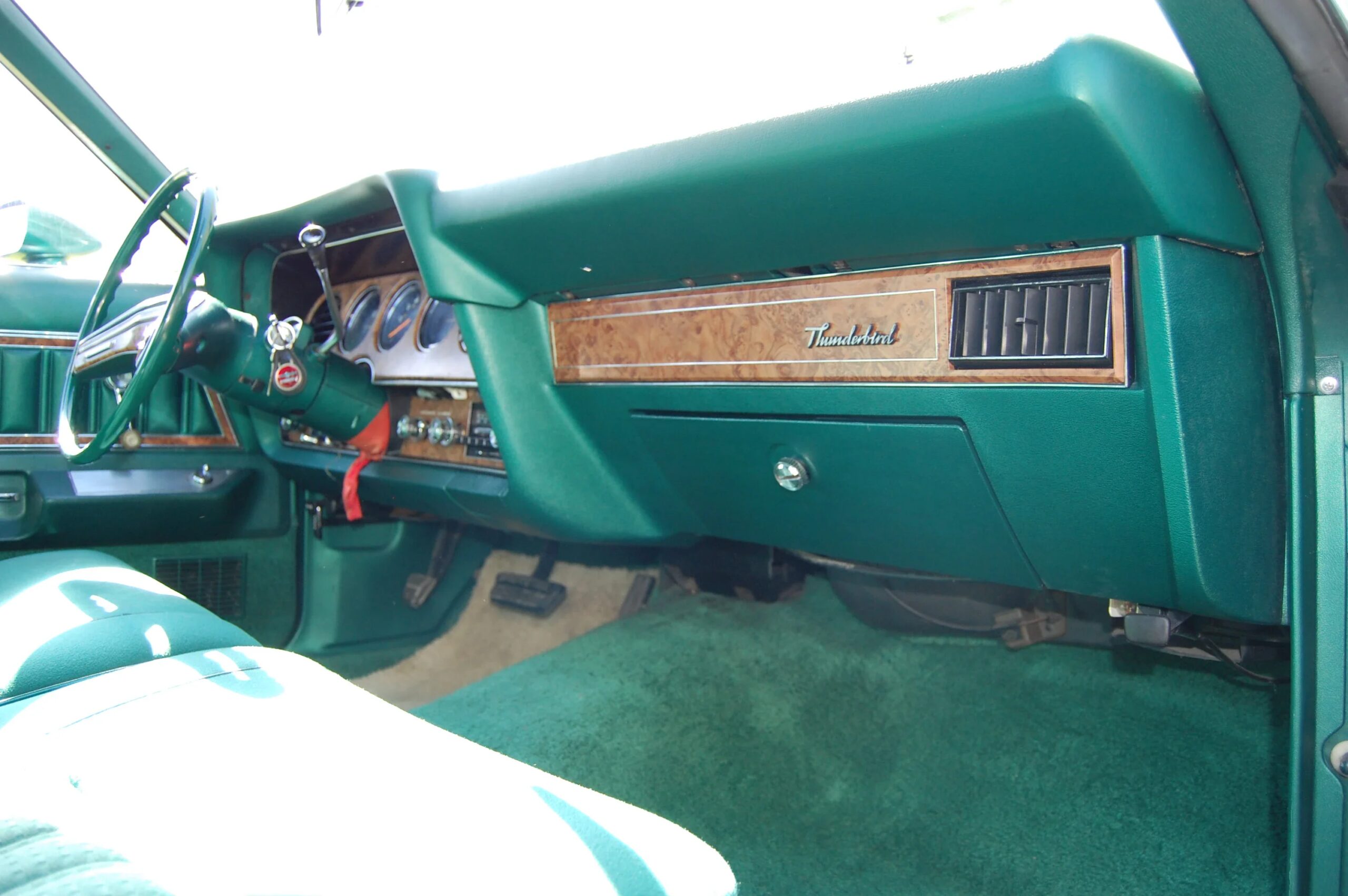 Ford-Thunderbird-sport-1977-Green-Green-9