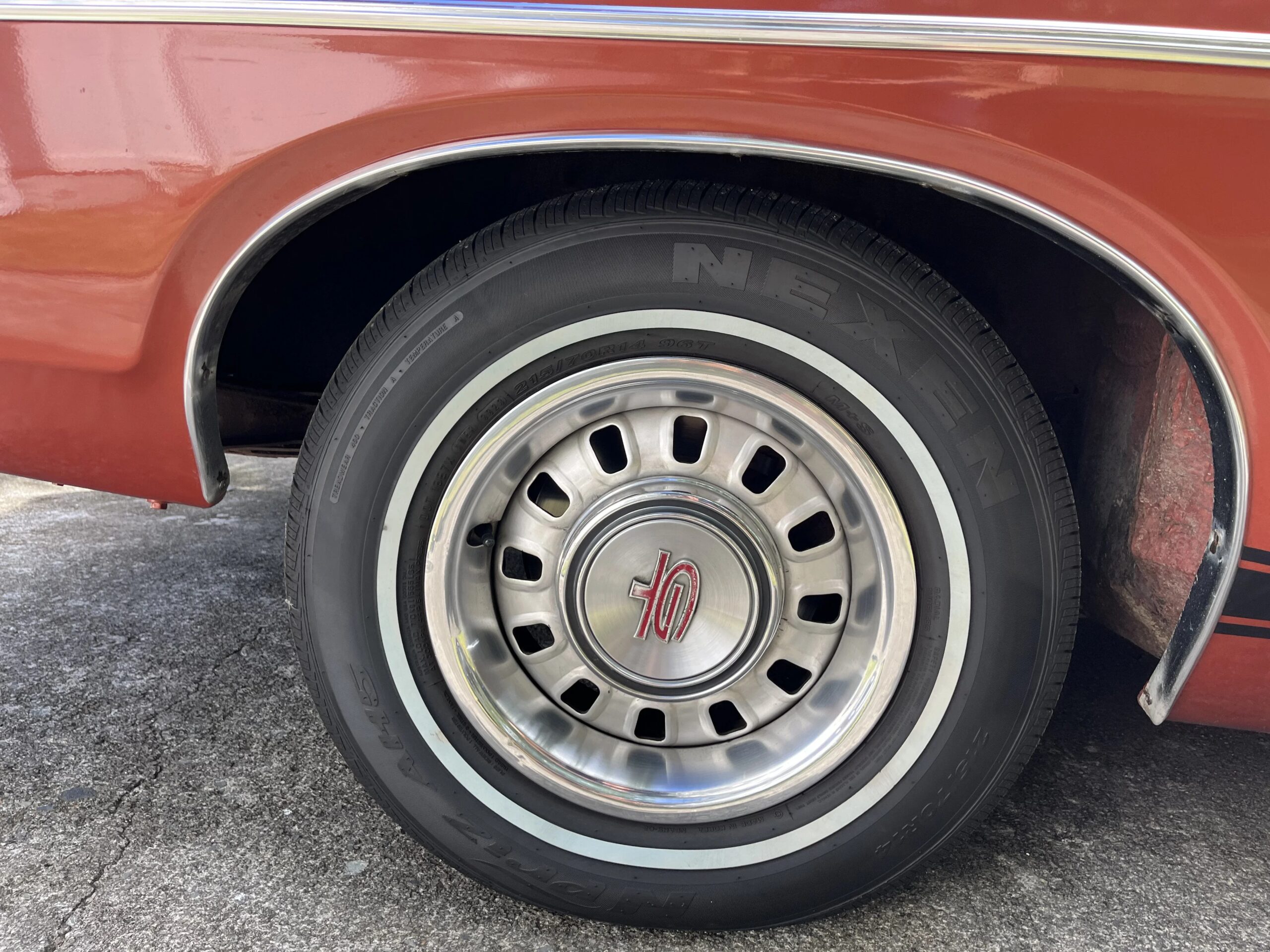 Ford-Torino-1969-Black-28
