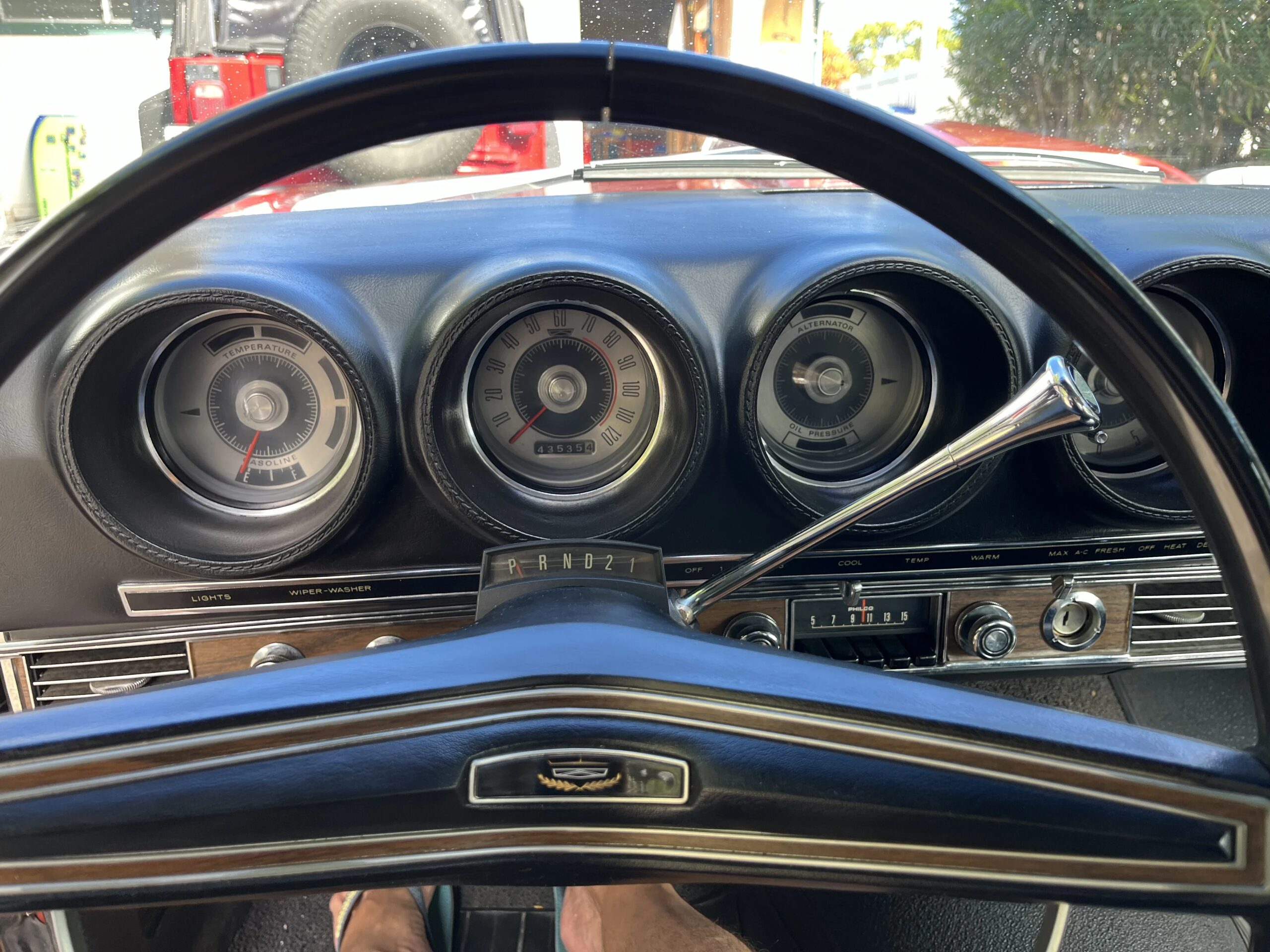Ford-Torino-1969-Black-42