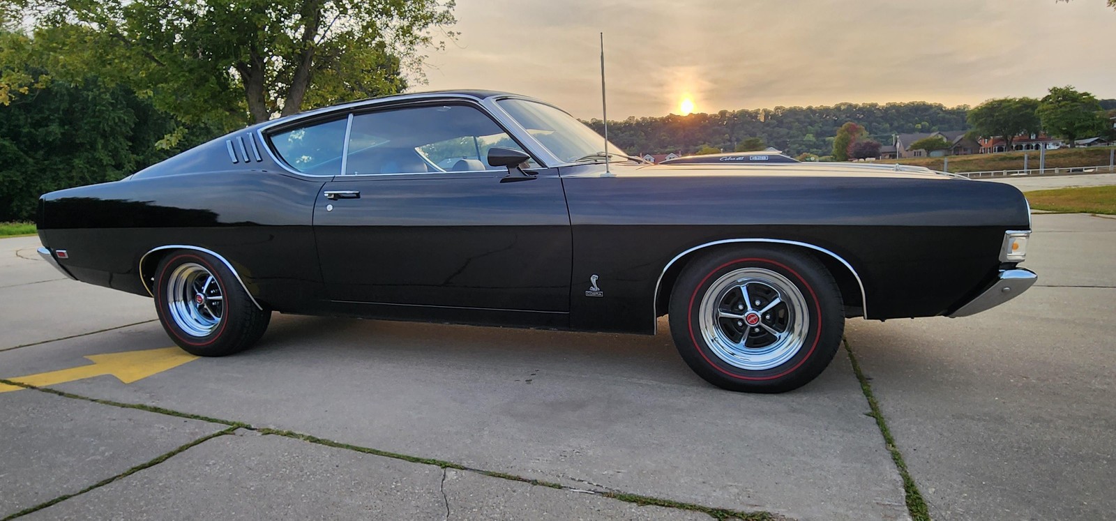 Ford-Torino-1969-Fastback-11