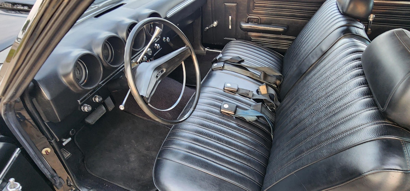 Ford-Torino-1969-Fastback-23