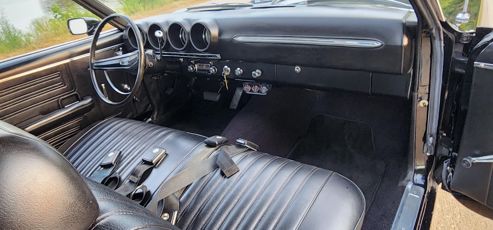 Ford-Torino-1969-Fastback-32