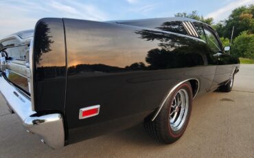 Ford-Torino-1969-Fastback-37