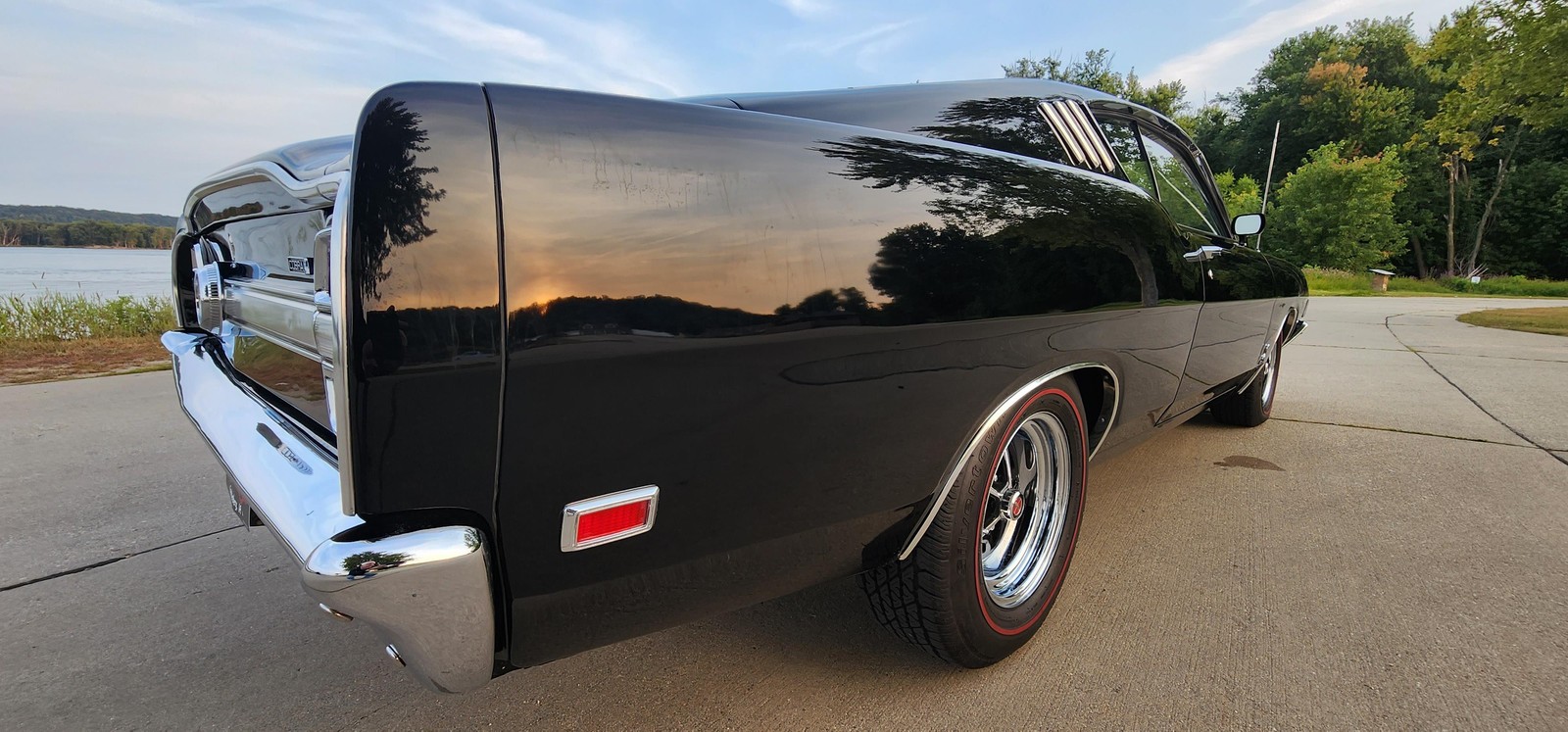Ford-Torino-1969-Fastback-37