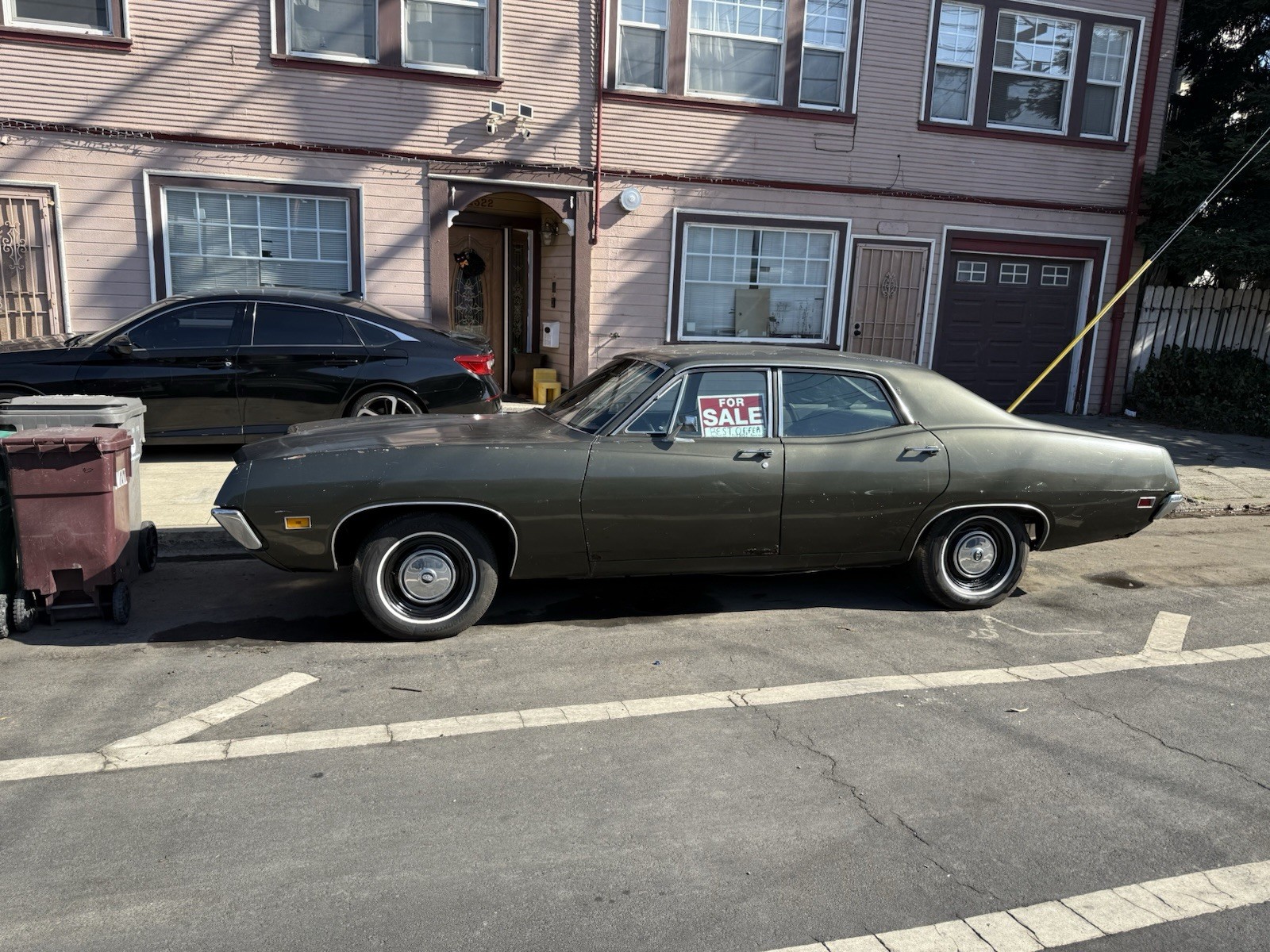 Ford-Torino-1970-Sedan-11