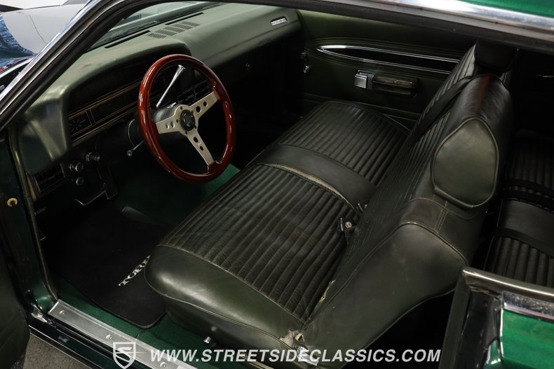 Ford-Torino-1970-Unripened-Apple-Meta-Dark-Green-15