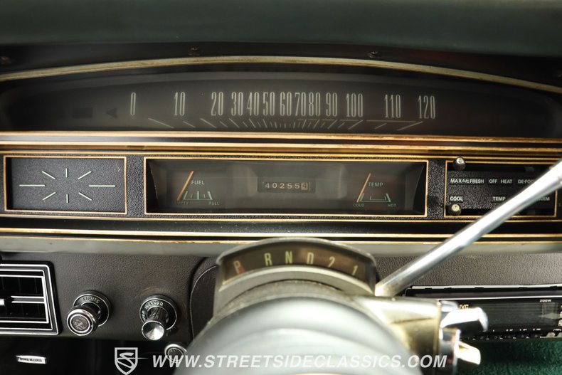 Ford-Torino-1970-Unripened-Apple-Meta-Dark-Green-37