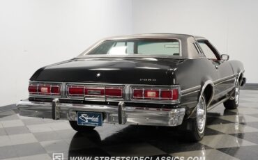 Ford-Torino-1976-Coupe-11