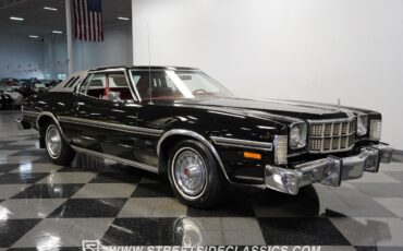 Ford-Torino-1976-Coupe-16