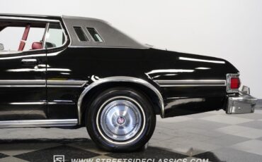 Ford-Torino-1976-Coupe-24