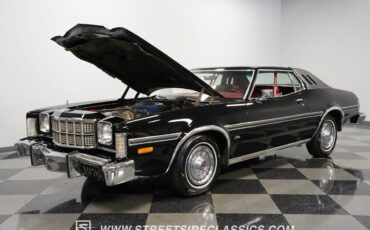 Ford-Torino-1976-Coupe-31