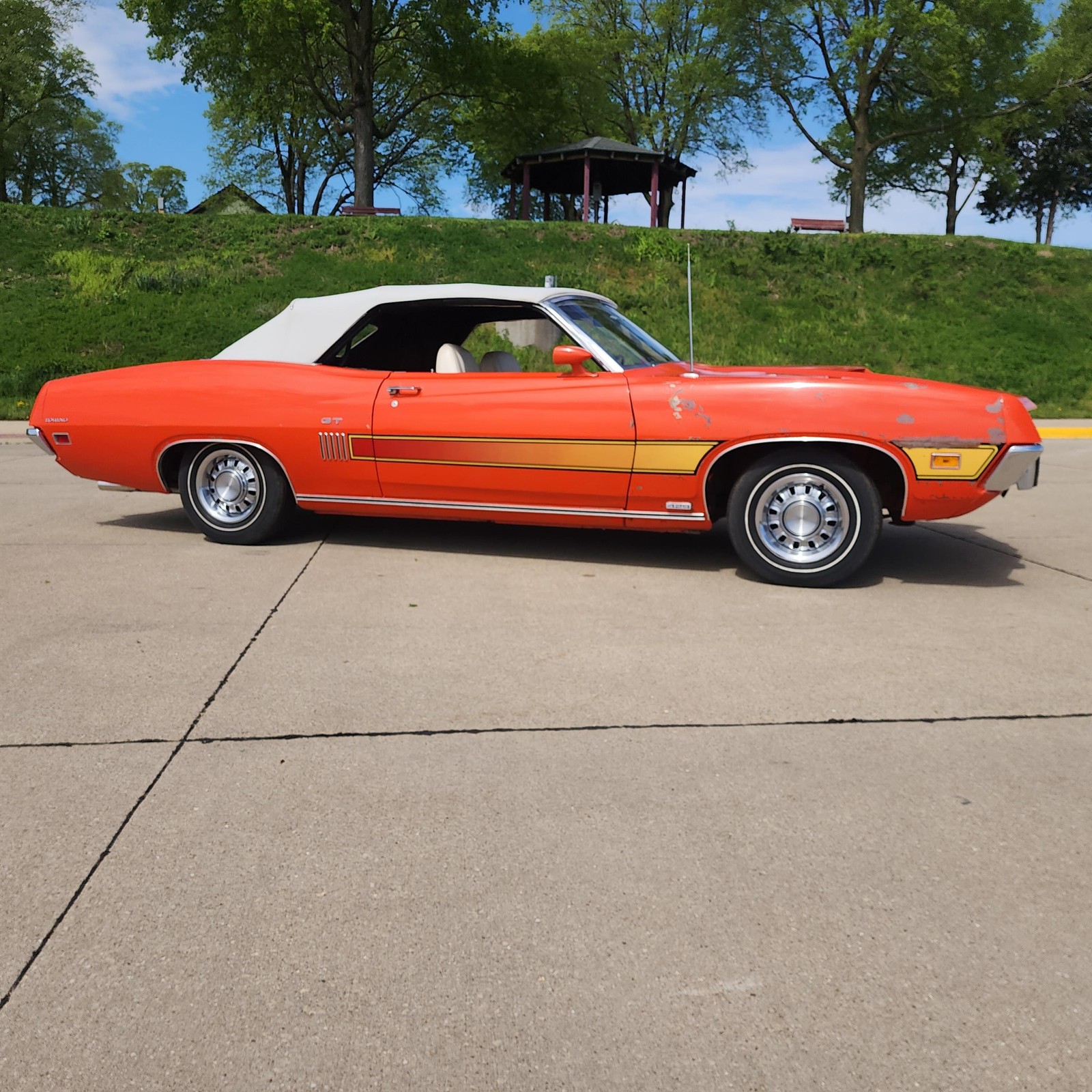 Ford-Torino-GT-1970-Convertible-20