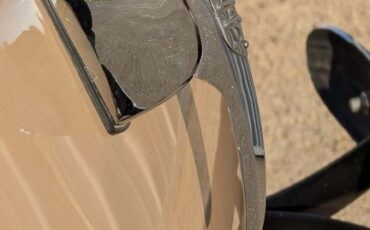 Ford-Tudor-1940-Tan-Tan-1