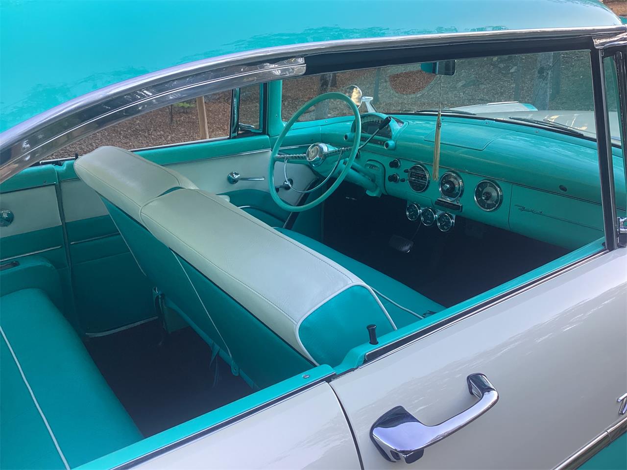 Ford-Victoria-1955-Teal-and-white-Teal-and-white-21