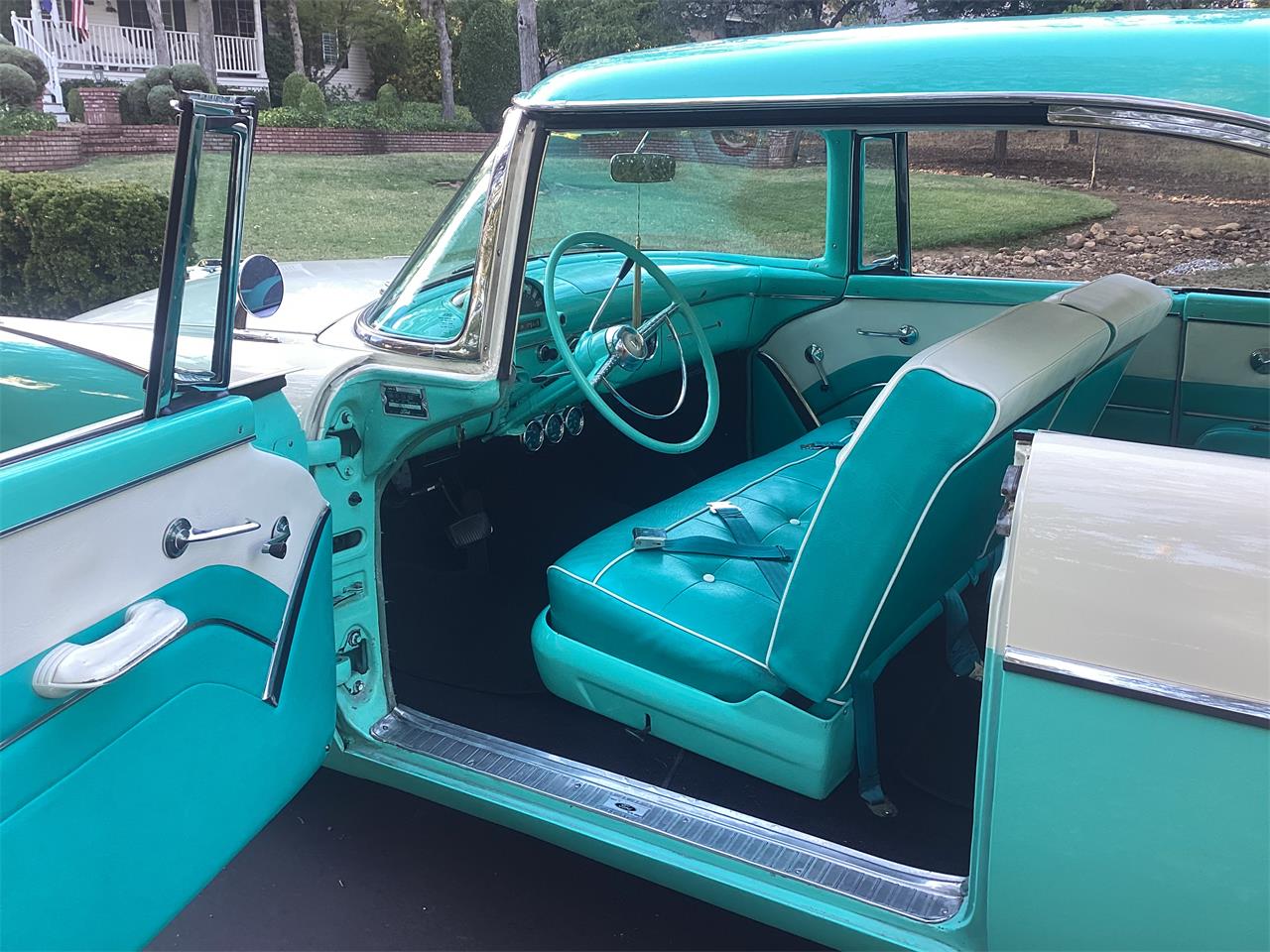Ford-Victoria-1955-Teal-and-white-Teal-and-white-27