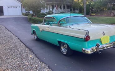 Ford-Victoria-1955-Teal-and-white-Teal-and-white-28