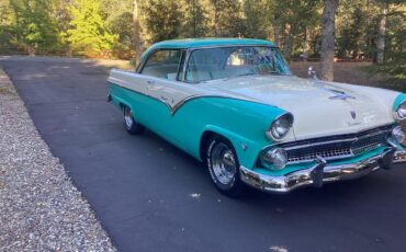 Ford-Victoria-1955-Teal-and-white-Teal-and-white-30