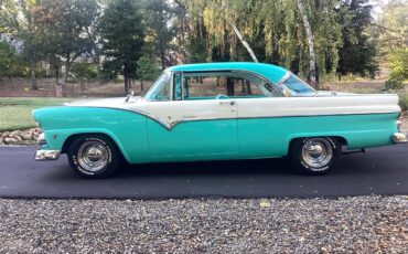 Ford-Victoria-1955-Teal-and-white-Teal-and-white-32