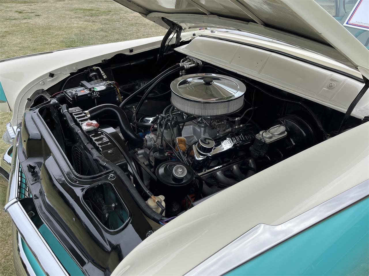 Ford-Victoria-1955-Teal-and-white-Teal-and-white-4