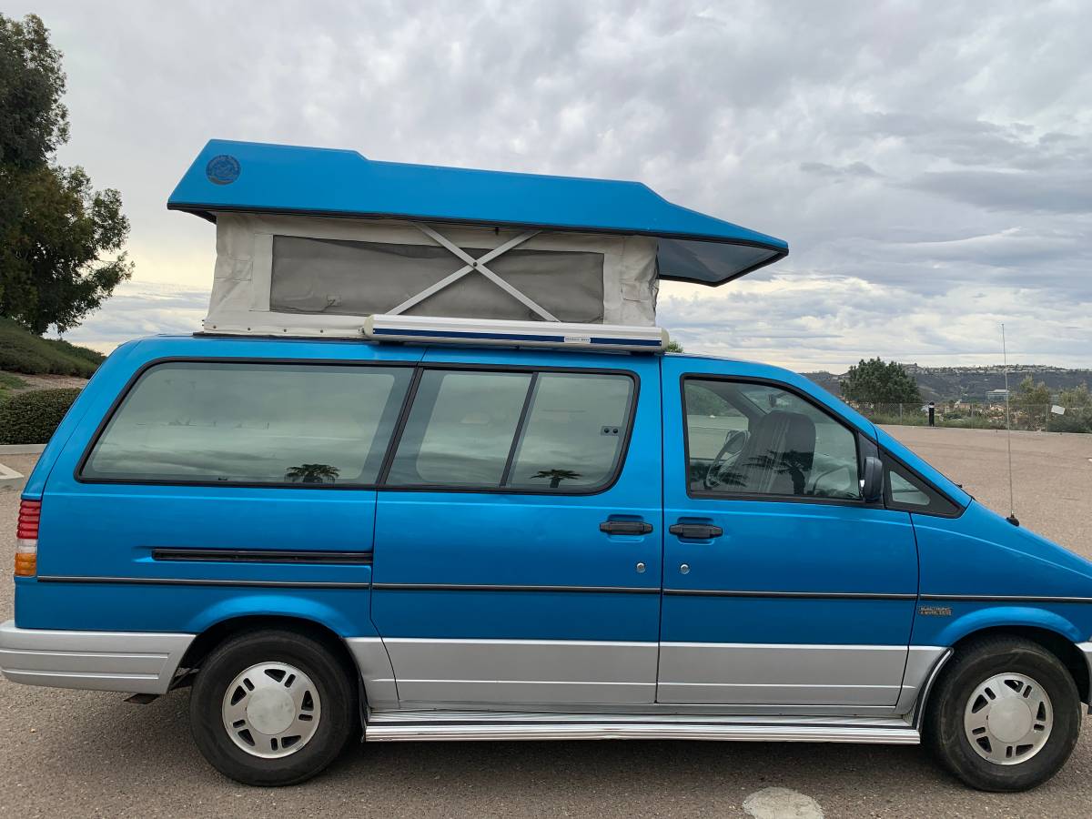 Ford-aerostar-1995-blue-2