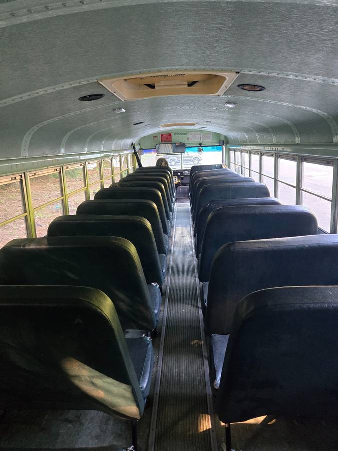 Ford-b700f-blue-bird-bus-diesel-1993-red-6