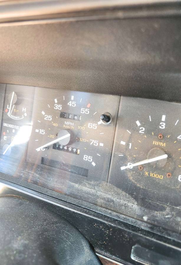Ford-bronco-11-1989-green-5