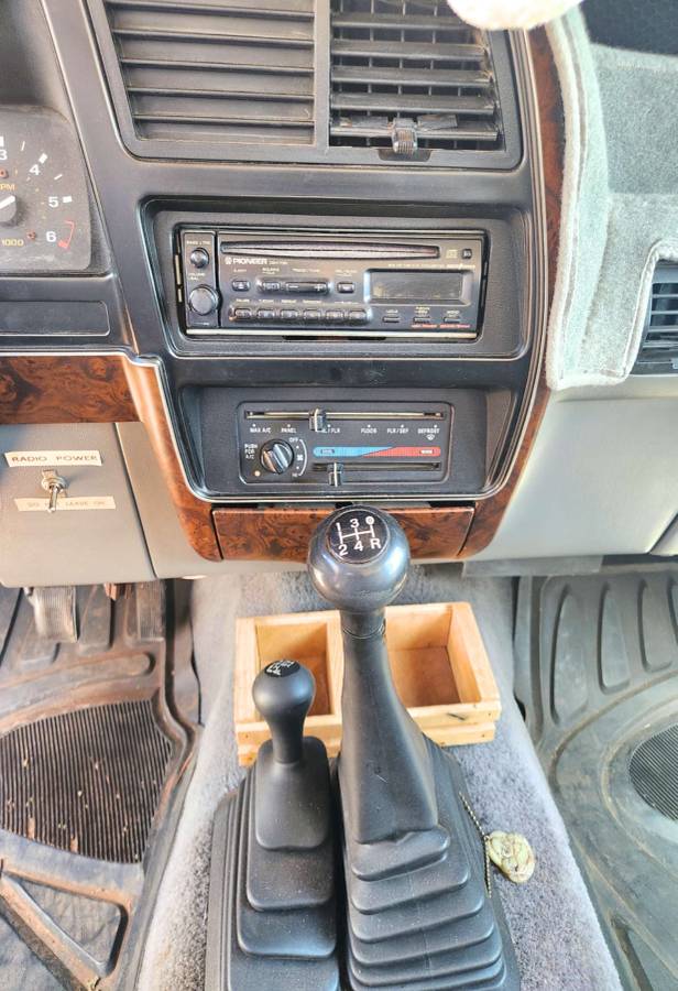 Ford-bronco-11-1989-green-6