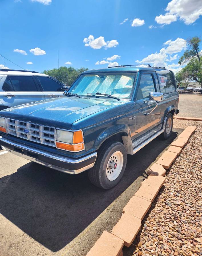 Ford-bronco-11-1989-green
