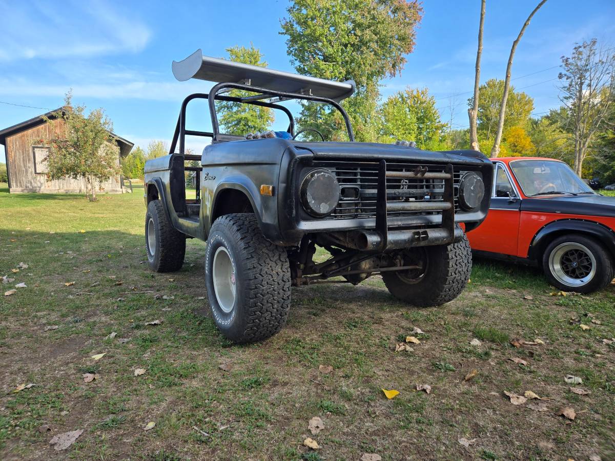 Ford-bronco-1974-2