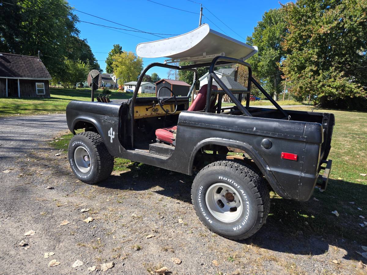 Ford-bronco-1974-5