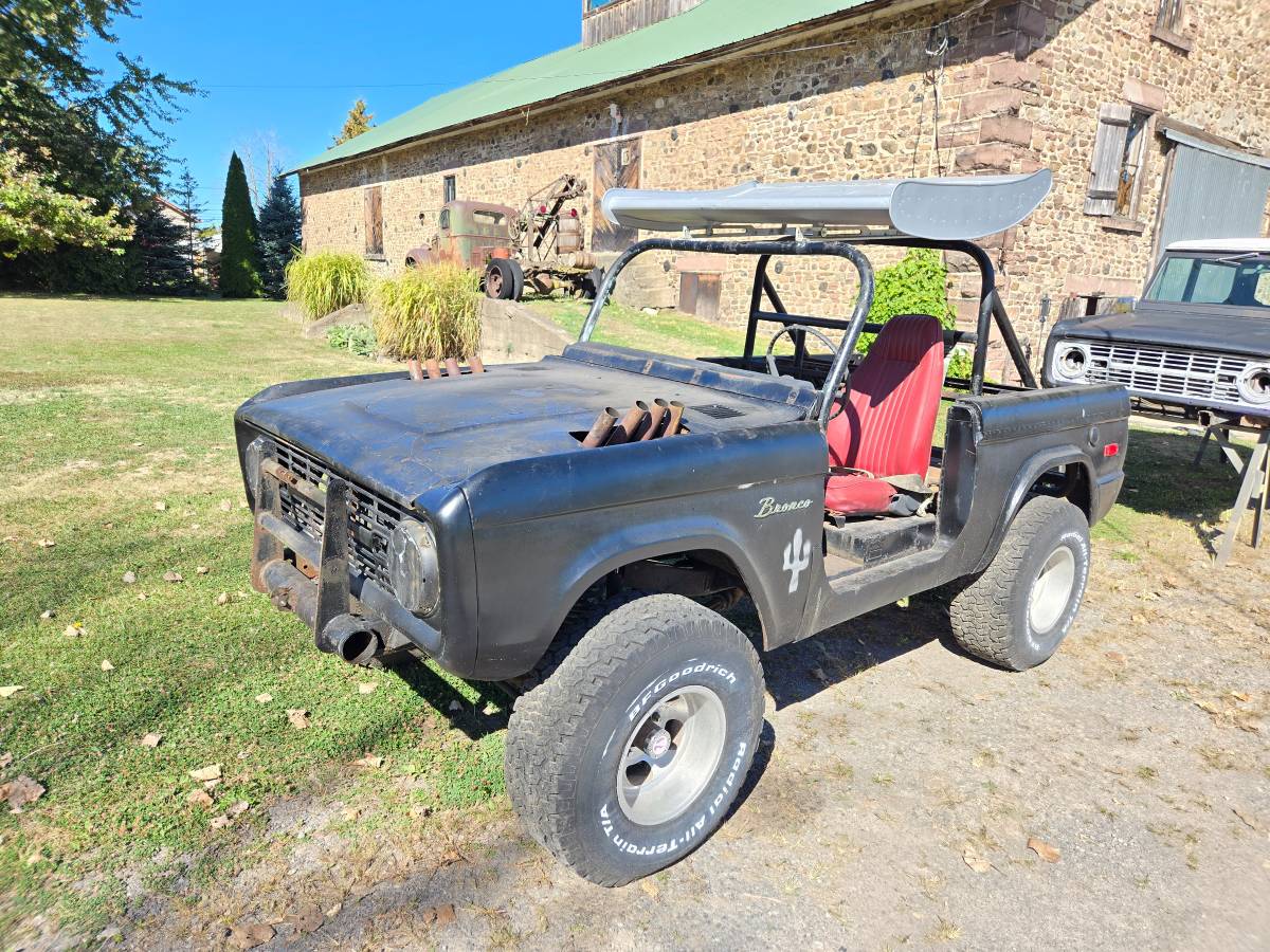 Ford-bronco-1974-6